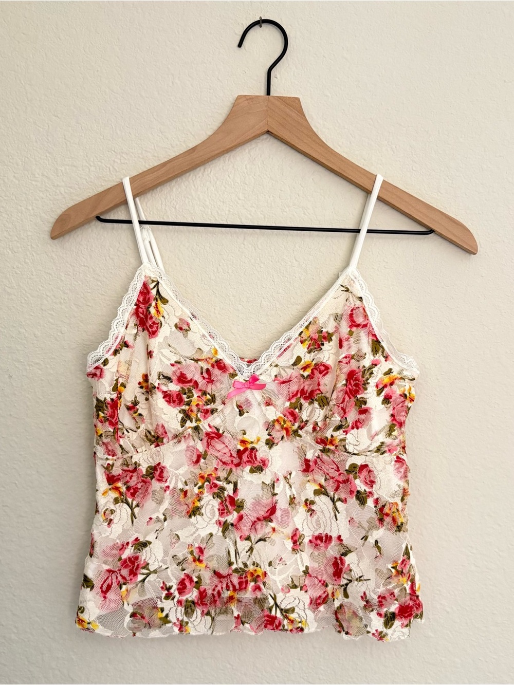 Floral Lace-Trim Camisole Tank Top in White and Pink